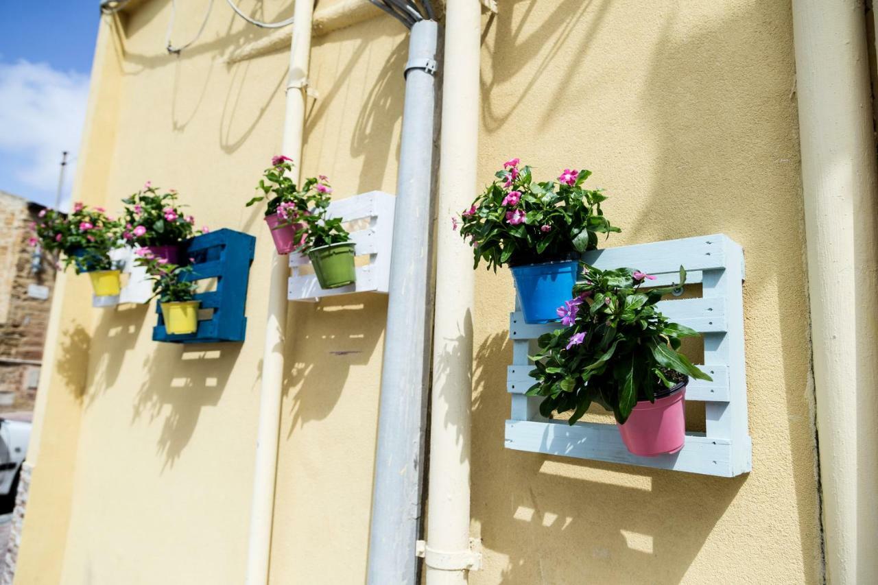 La Porta Dei Venti Apartment Agrigento Bagian luar foto